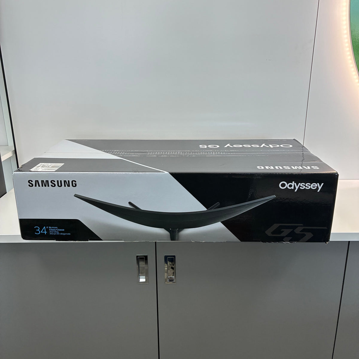 New Samsung Odyssey 34" 34G5 VA Ultra-WQHD Curved Gaming Monitor